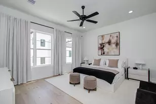 8702 Ojeman Villas Dr, Houston, TX 77055 - Photo 15