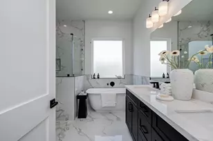 8702 Ojeman Villas Dr, Houston, TX 77055 - Photo 17