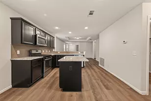 2611 Skyview Long Dr, Houston, TX 77047 - Photo 15