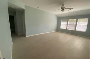 10662 Royal York Dr, Conroe, TX 77303 - Photo 3