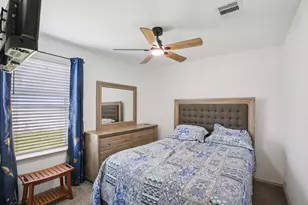 1279 Thornbird Trl, Sealy, TX 77474 - Photo 15