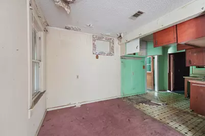 121 Lake Road, La Marque, TX 77568 - Photo 5