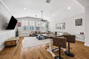107 Riley Ln, Houston, TX 77003 - Photo 5