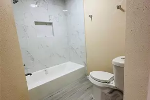 10826 Laureldale Ct, Houston, TX 77041 - Photo 13
