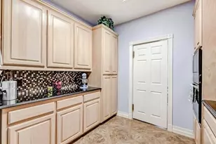 280 Brookhollow St, Vidor, TX 77662 - Photo 7