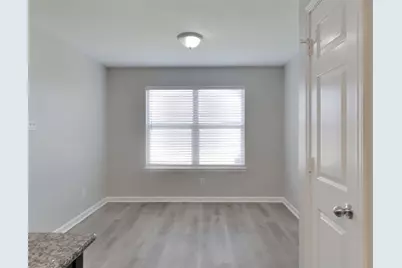 815 Marigold Road, Baytown, TX 77521 - Photo 5