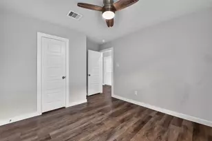 26563 Eternal Dr, La Marque, TX 77568 - Photo 15
