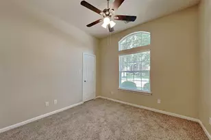 12419 Adams Ridge Ln, Humble, TX 77346 - Photo 9