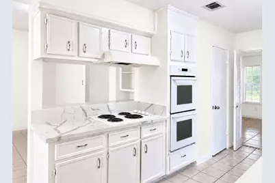 10314 Autumn Harvest Drive, Houston, TX 77064 - Photo 9