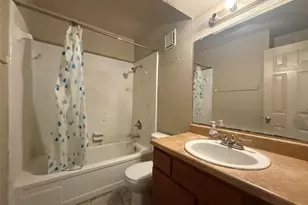 8100 Creekbend Dr, Houston, TX 77071 - Photo 5