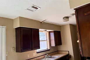 7523 La Pl Dr, Houston, TX 77083 - Photo 15