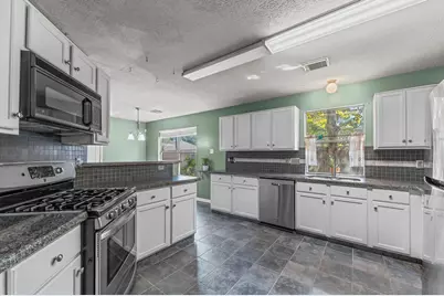 7107 Echo Pines Drive, Humble, TX 77346 - Photo 9