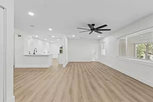 1005 Mobile Dr, Pasadena, TX 77506 - Photo 7