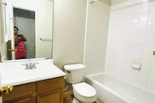 7203 Calcutta Spring Dr, Houston, TX 77083 - Photo 9