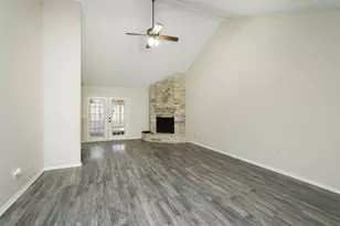 9130 Kirkleigh St, Spring, TX 77379 - Photo 11
