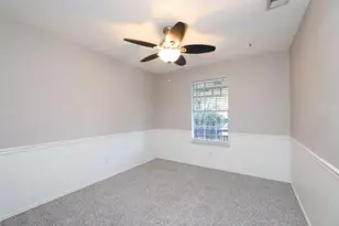 9130 Kirkleigh St, Spring, TX 77379 - Photo 21