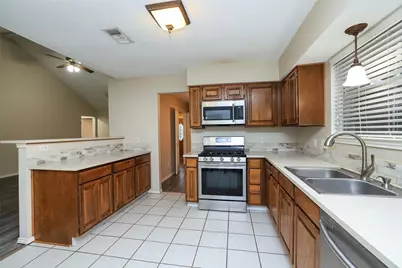 9130 Kirkleigh Street, Spring, TX 77379 - Photo 15