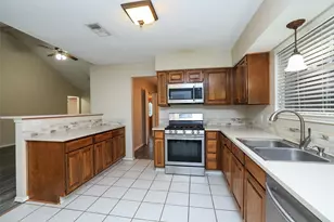 9130 Kirkleigh St, Spring, TX 77379 - Photo 15