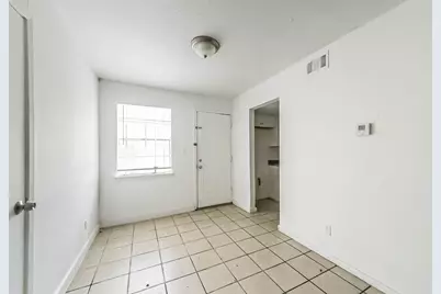 9710 Galaxy Street, Houston, TX 77078 - Photo 11