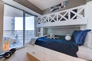 801 E Beach Dr, Galveston, TX 77550 - Photo 9