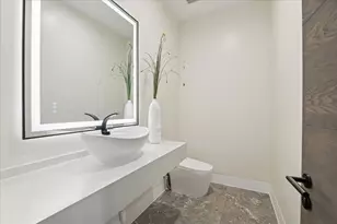 2610 Westgrove Ln, Houston, TX 77027 - Photo 9