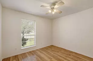 270 Masonwood Dr, Kyle, TX 78640 - Photo 5