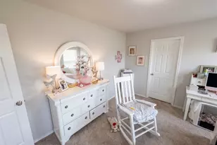 10642 Red Orchid Dr, Houston, TX 77016 - Photo 5