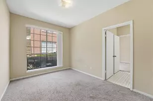 8055 Cambridge St, Houston, TX 77054 - Photo 3