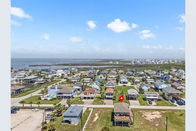 3930 Navarro Drive, Galveston, TX 77554 - Photo 37