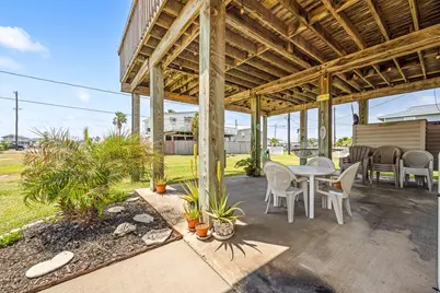 3930 Navarro Drive, Galveston, TX 77554 - Photo 25