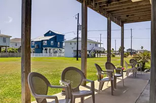 3930 Navarro Dr, Galveston, TX 77554 - Photo 29