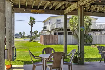 3930 Navarro Drive, Galveston, TX 77554 - Photo 27