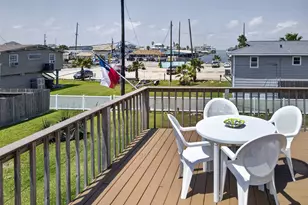3930 Navarro Dr, Galveston, TX 77554 - Photo 5