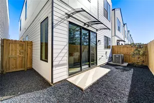 6127 Pacific Frst Dr, Houston, TX 77091 - Photo 39