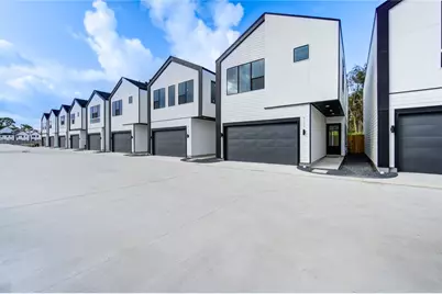 6127 Pacific Forest Drive, Houston, TX 77091 - Photo 1