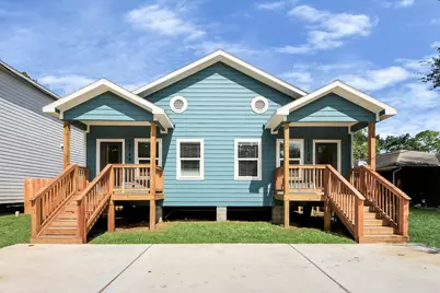 1314 W Willis Street #B, Alvin, TX 77511 - Photo 1