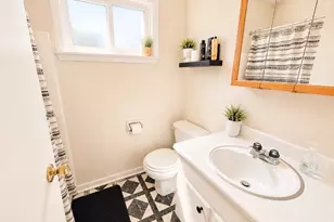 670 Fawn Dr, Houston, TX 77015 - Photo 9