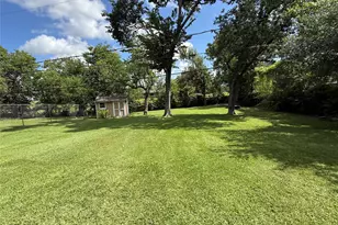 670 Fawn Dr, Houston, TX 77015 - Photo 17