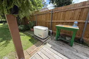 670 Fawn Dr, Houston, TX 77015 - Photo 19