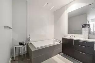 4521 San Felipe St, Houston, TX 77027 - Photo 15