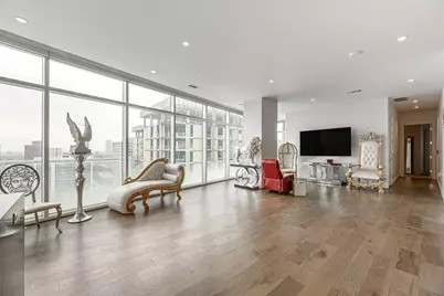 4521 San Felipe Street #2104, Houston, TX 77027 - Photo 1