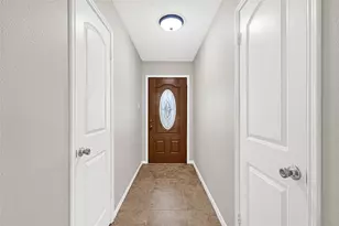 501 S Travis St, Deer Park, TX 77536 - Photo 3