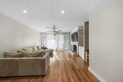 2019 Lakewood Court, Willis, TX 77318 - Photo 7