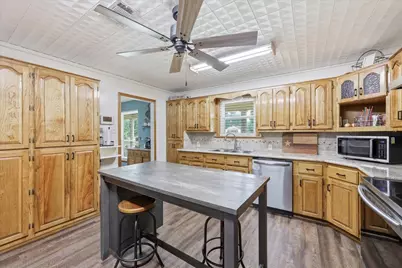 2851 Johnnie Street, Orange, TX 77630 - Photo 15