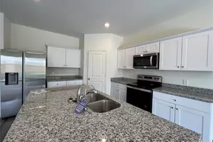 1005 Wild Enclave Ln, Brookshire, TX 77423 - Photo 3