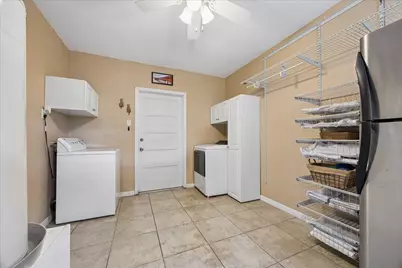 126 Dolphin, Galveston, TX 77550 - Photo 15