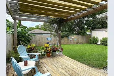 126 Dolphin, Galveston, TX 77550 - Photo 17