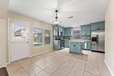 2419 Colonial Springs Lane, Spring, TX 77386 - Photo 13