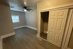 6139 Belcrest St, Houston, TX 77033 - Photo 13