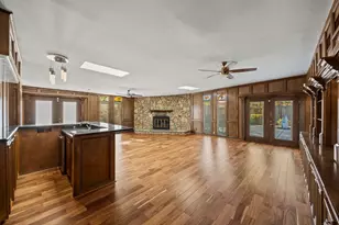 10310 Mayfield Rd, Houston, TX 77043 - Photo 17